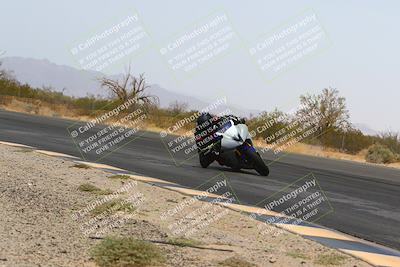 media/Apr-10-2022-SoCal Trackdays (Sun) [[f104b12566]]/Turn 3 Inside (1150am)/